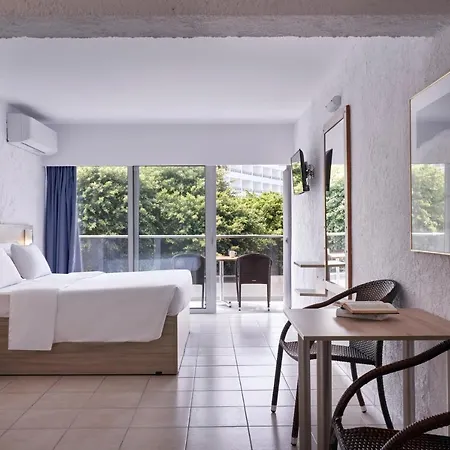 The By Esperia شقة فندقية 4*